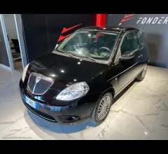 Auto - Lancia ypsilon 1.2 platino