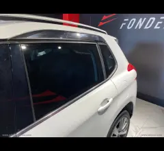 Auto - Peugeot 2008 1.6 e-hdi 115 cv s&s féline