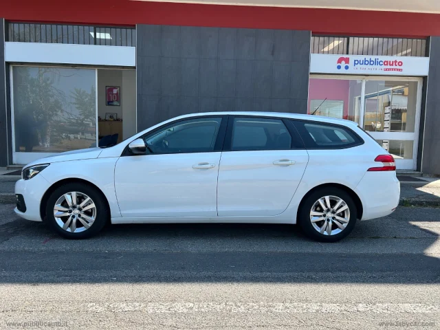 Auto - Peugeot 308 bluehdi 100 s&s business