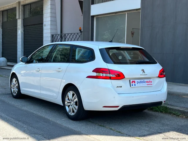 Auto - Peugeot 308 bluehdi 100 s&s business