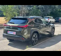 Auto - Lexus ux 250 hybrid executive
