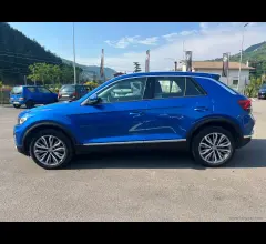 Auto - Volkswagen t-roc 2.0 tdi 150 dsg adv. bluemot. tech