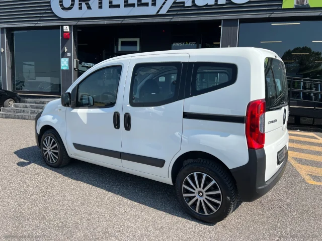 Auto - Citroen nemo multispace 1.4 seduction