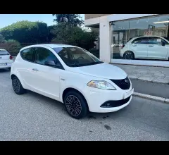 Auto - Lancia ypsilon 1.0 firefly 5p. s&s hybrid oro