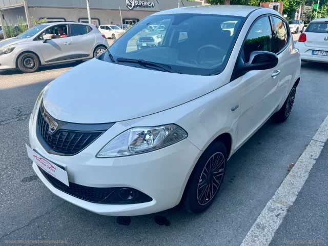 Auto - Lancia ypsilon 1.0 firefly 5p. s&s hybrid oro