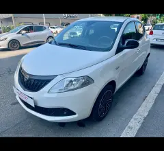 Auto - Lancia ypsilon 1.0 firefly 5p. s&s hybrid oro