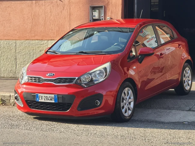 Auto - Kia rio 1.4 crdi 5p. active