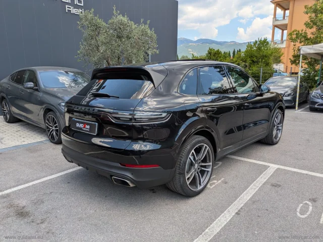 Auto - Porsche cayenne 3.0 v6