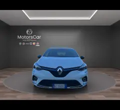 Auto - Renault 1.6 e-tech hybrid r.s. line 140cv auto