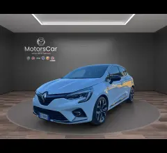 Auto - Renault 1.6 e-tech hybrid r.s. line 140cv auto