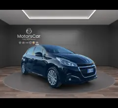 Auto - Peugeot 208 puretech 82 5p. active