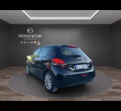 Auto - Peugeot 208 puretech 82 5p. active