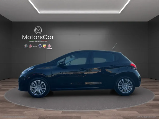 Auto - Peugeot 208 puretech 82 5p. active