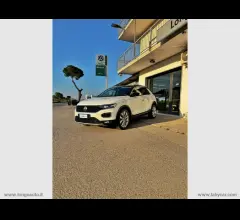 Volkswagen t-roc 2.0 tdi 150 cv sport bluemot. tech
