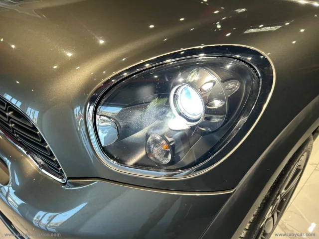 Auto - Mini mini cooper sd countryman all4