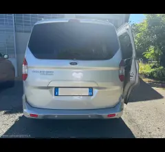 Auto - Ford tourneo courier 1.5 tdci 75 cv titanium