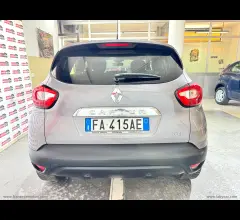 Auto - Renault captur 1.5 dci 8v 90 cv s&s iconic