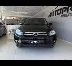 Toyota rav4 2.2 d-4d 177 cv luxury