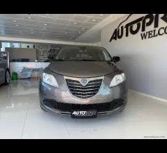 Auto - Lancia ypsilon 1.2 69 cv 5p. s&s silver
