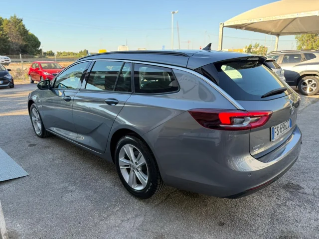Auto - Opel insignia 2.0 cdti s&s st innovation