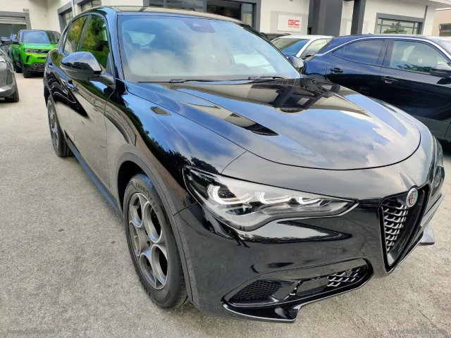 Auto - Alfa romeo stelvio 2.2 t.d. 160cv at8 rwd sprint