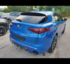 Auto - Alfa romeo stelvio 2.2 t.diesel 210cv at8 q4 veloce