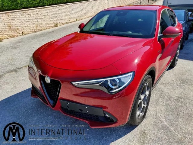 Auto - Alfa romeo stelvio 2.2 t.diesel 190cv at8 q4 sprint