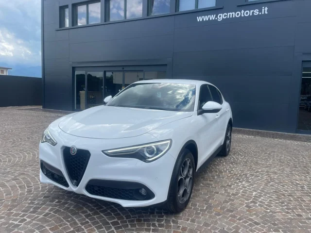 Auto - Alfa romeo stelvio 2.2 t.diesel 190cv at8 q4 sprint