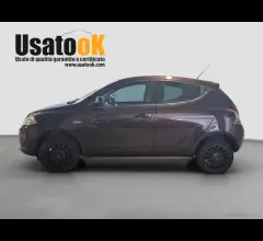 Auto - Lancia ypsilon 0.9 t.air 85cv 5p.met.ec.silver