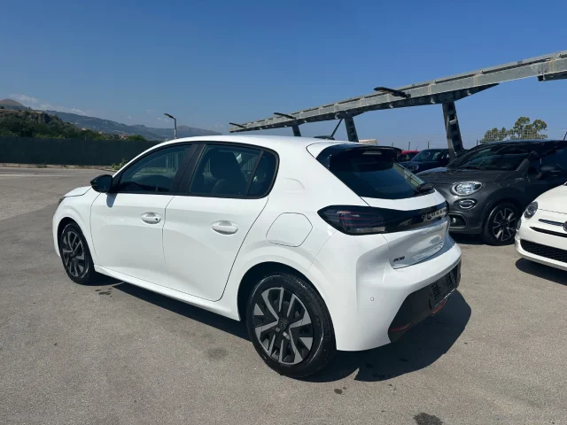 Auto - Peugeot puretech 75 s&s 5p. style