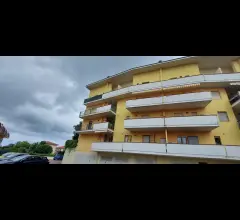 Appartamenti in Vendita - Appartamento in vendita a castel frentano centro