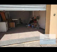 Appartamenti in Vendita - Garage in vendita a reggio di calabria rione caridi