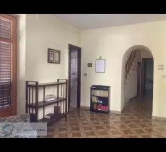Appartamenti in Vendita - Casa indipendente in vendita a cammarata zona centro