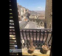 Appartamenti in Vendita - Casa indipendente in vendita a cammarata zona centro