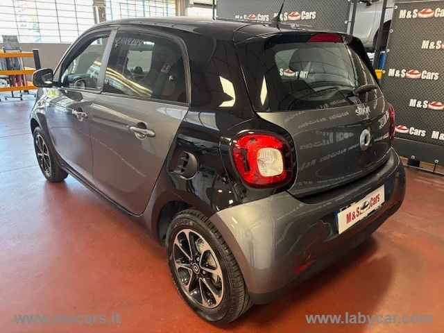 Auto - Smart forfour 70 1.0 passion