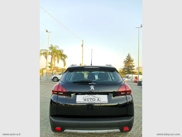 Auto - Peugeot 2008 puretech 82 allure