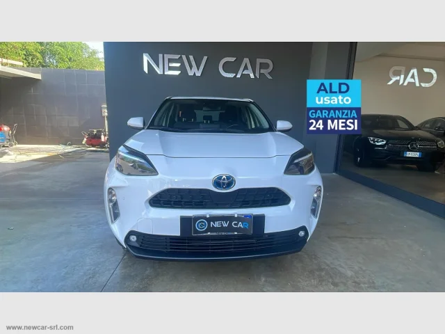 Auto - Toyota yaris cross 1.5 hybrid 5p. e-cvt busin.
