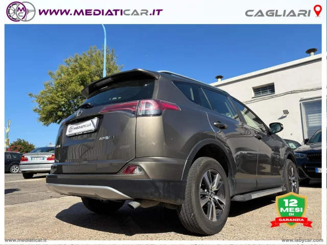 Auto - Toyota rav4 2.0 d-4d 2wd active