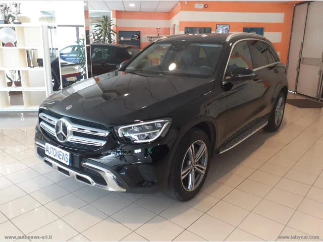 Auto - Mercedes-benz glc 200 d 4matic business