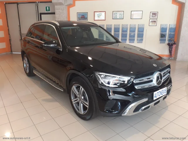 Auto - Mercedes-benz glc 200 d 4matic business