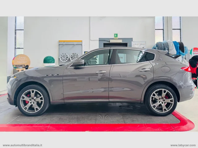 Auto - Maserati levante v6 diesel awd gransport
