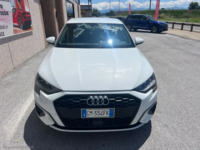 Auto - Audi a3 spb 30 tdi business