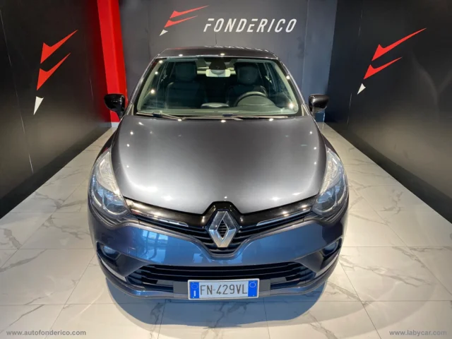 Auto - Renault clio dci 8v 90 cv s&s 5p. energy duel