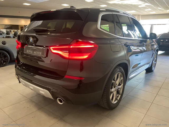 Auto - Bmw x3 xdrive20d xline