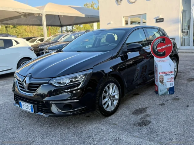 Auto - Renault mégane dci 8v 110 cv edc energy bose