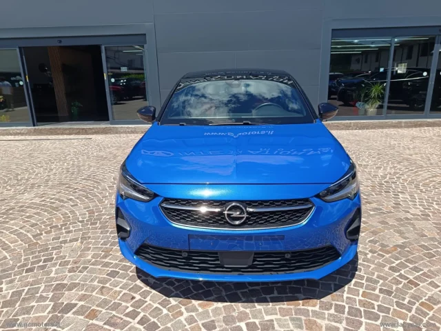 Auto - Opel corsa 1.2 100 cv gs line