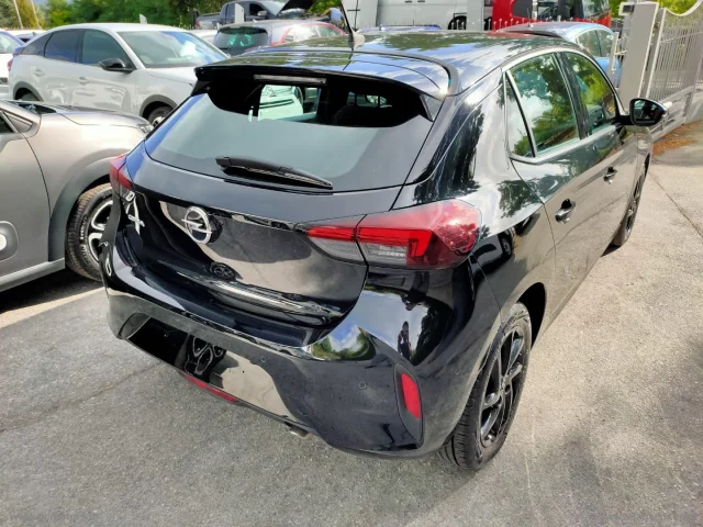 Auto - Opel corsa 1.2 100 cv gs line