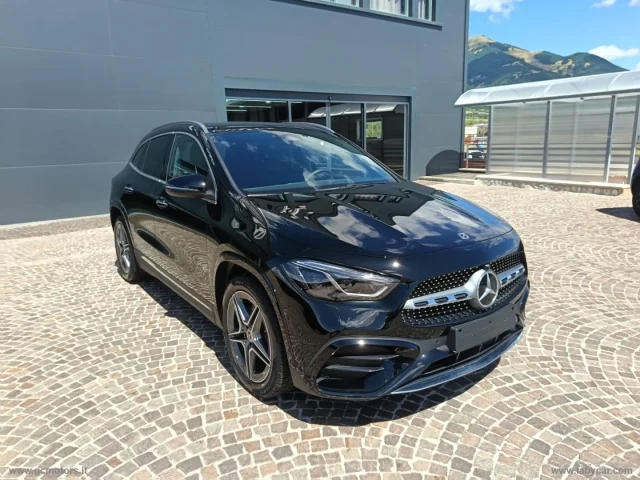 Auto - Mercedes-benz gla 200 d automatic amg line premium