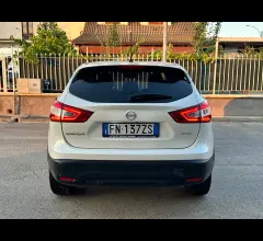 Auto - Nissan qashqai 1.5 dci n-connecta
