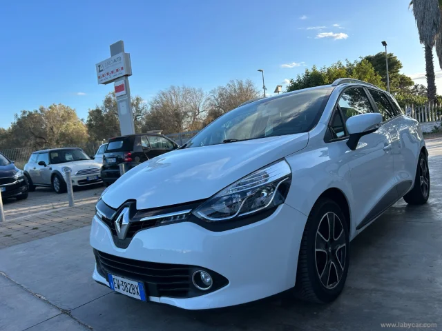Auto - Renault clio sporter 1.5 dci 8v 75 costume nat.